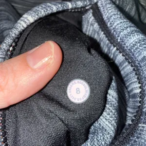 NWOT Lululemon Hooded Define Jacket *Nulu‎ size 8 thumbnail 3