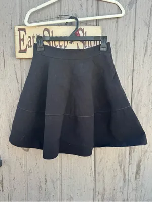 H&M Black Circle Skater Skirt thumbnail 2