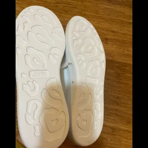 Alexander McQueen Oversized Sneaker size 39 thumbnail 4