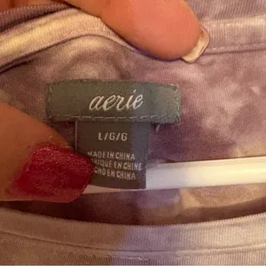 Aerie Purple T-shirt. Excellent condition. Size Large. thumbnail 2