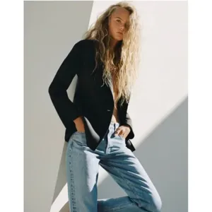 Zara Thick Fitted Black Blazer thumbnail 2