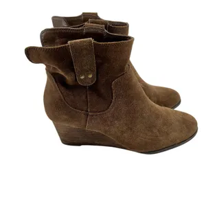 Lucky Brand Gennee brown Suede Wedge Pull On Ankle Booties almond toe Size 8.5 thumbnail 2