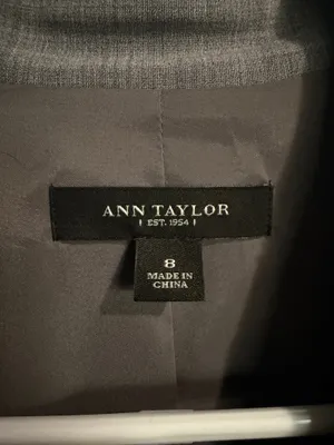 Women’s Ann Taylor Grey Single-Breasted Tailored Blazer thumbnail 3