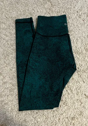 Lululemon Green Speckled Wunder Under 28" luon leggings size 8 thumbnail 1