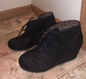 Lace Up Wedges Black Size 9.5 thumbnail 3