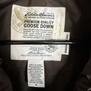 Women's Eddie Bauer Size Medium Goose‎ Down 700 Fill Turtle Neck Full Zip Vest thumbnail 4