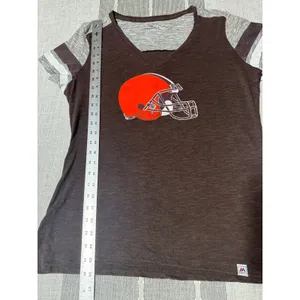 Majestic Cleveland Browns NFL Womens Large V-Neck Short Sleeve Graphic T-Shirt thumbnail 2