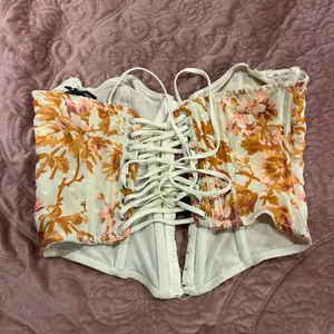 Urban outfitters Glassons Floral Corset Top - Cream and Brown thumbnail 2