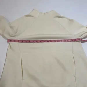 Fabletics Cream Funnel Neck Fleece Pullover Sweatshirt Women’s Medium thumbnail 4