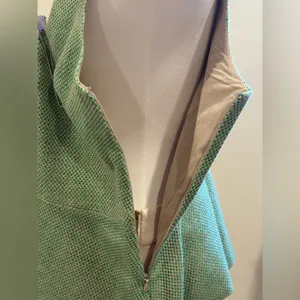 Banana Republic NWT Green Cream Tiny Checkered Sleeveless Peplum Tank.Sz 10. thumbnail 7