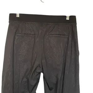Lululemon Street To Studio Pant II Black Snakeskin Python Print Joggers Womens M thumbnail 6