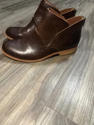 Kork-Ease Women's Dark Brown Leather Ankle Booties thumbnail 3