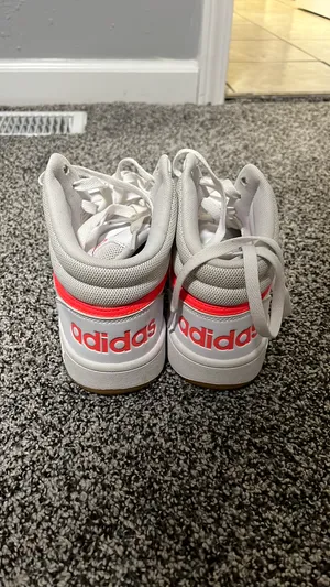 Adidas Women’s Sneakers 8.5 High-Top thumbnail 3