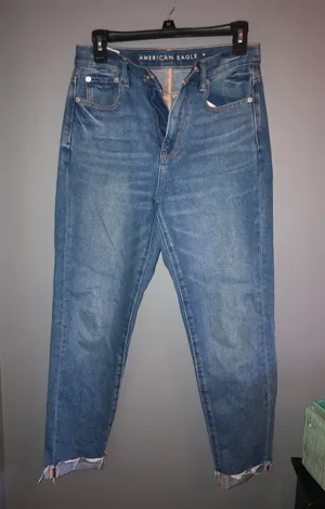 American Eagle Mom Jens thumbnail 1