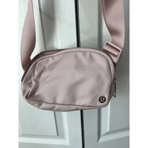 Lululemon Crossbody Belt Bag In Light Pink With Adjustable Strap & Zipper Closur thumbnail 4