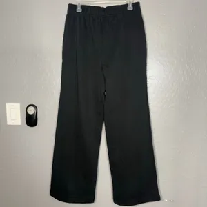 Fabletics Year Round Terry Wide Leg Sweatpants, Black, L thumbnail 2