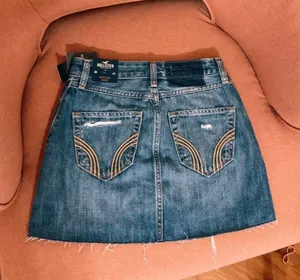 Hollister NWT Distressed Denim Skirt thumbnail 2