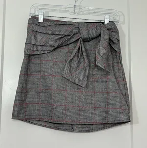 Lulu's Size Small Gray Plaid Tie-Waist Mini Skirt thumbnail 1