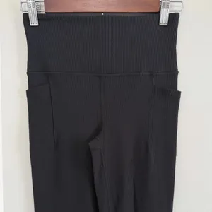 Athleta Salutation Stash Ribbed Flare Size Small‎ Tall Black High Rise Pockets thumbnail 4