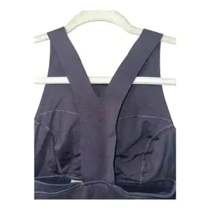 Lululemon Fast And Free Black Grape Bra,‎ Size 6 thumbnail 6