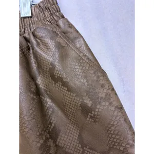 AKIRA Faux Leather Shorts Women Large Brown Snake Print Elastic Waist P1634 thumbnail 5