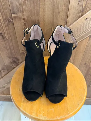 Madden Girl women’s black peep-toe high heel sandals, size 6.5 thumbnail 2