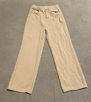 Beige Wide thumbnail 1