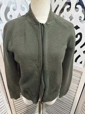 lululemon athletica Olive Quilted Bomber Jacket - Women's size 6 thumbnail 2