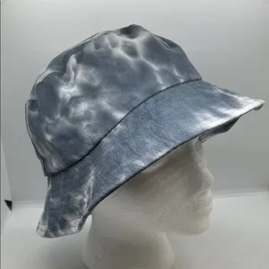 Vince Camuto Tye Dye Bucket Hat thumbnail 1