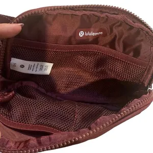 Lululemon Everywhere‎ Belt Bag Red Merlot Maroon Sporty Fanny Pack Travel NWT thumbnail 7