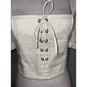 Alice + Olivia‎ White Eyelet Lace Crop Top Puff Sleeve Lace Up likely size XS thumbnail 3
