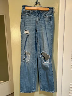 Old‎ Navy Women's Size 0 O.G. Loose Straight Jeans Light Wash Distressed Stretch thumbnail 2