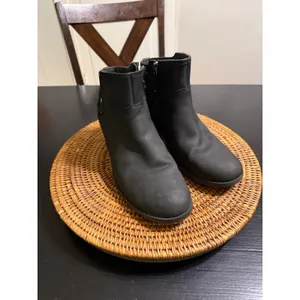 Teva Foxy Waterproof Leather‎ Ankle Boots Black Side Zip Harness Booties Womens thumbnail 6