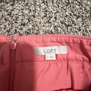 Loft Pink Wool Blend Faux Wrap Mini Skirt Size 6 Coral A-Line Button Detail thumbnail 2