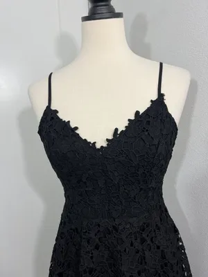 ASTR Small Black Eyelet Lace Cutout Midi Dress thumbnail 2