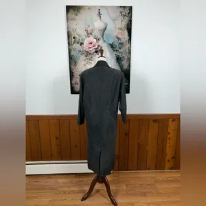 Gorgeous Vintage 90s Avanti Charcoal Suede Trench Coat! thumbnail 6