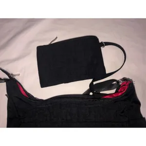 Satchelli Anti Theft RFID Crossbody Travel Bag Hobo Purse Black Floral Accent thumbnail 6