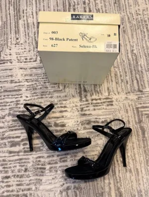 Bakers women's size 9 Black Patent leather platform high heels thumbnail 1