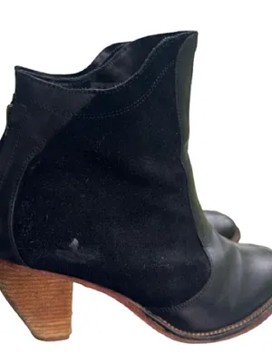 J Shoes Black Leather & Suede Ankle Boots thumbnail 6