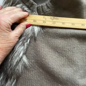 One world size XL faux fur open front vest thumbnail 6