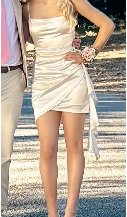 Cream Windsor Homecoming Dress thumbnail 1