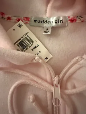 Madden Girl Women's Pink Zip-Up Cropped Hoodie with Floral Detail thumbnail 2
