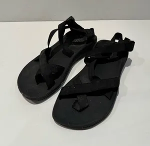 Classic Black Strappy Hiking Outdoor Sandals - Size 9 thumbnail 1