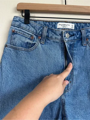 Abercrombie & Fitch The Vintage Flare High Rise Jeans thumbnail 8
