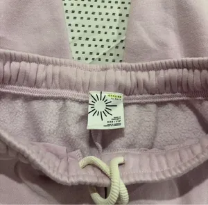 Aerie sweatpants, size xxs. Never worn w/o tags #cloudsweats #aerie #offlinebyaerie thumbnail 3