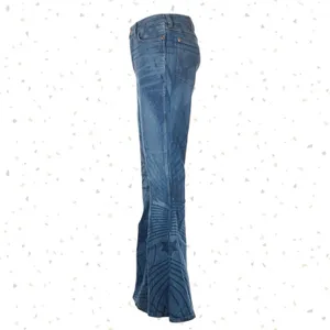 Wrangler x Lainey Wilson Blue Star Jeans Bell Bottom Flare TALL Size 28 x 34 NEW thumbnail 4