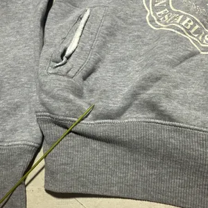 Vintage Y2K Abercrombie and Fitch 1892 Women's SZ L Crop Gray Hoodie Sweatshirt thumbnail 6