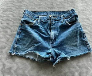 Shorts Blue Size 32 thumbnail 1