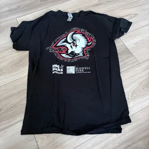 Gildan‎ Buffalo Sabres Goathead Bald For Bucks Roswell Park T-Shirt Black Medium thumbnail 1