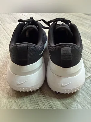 Women's Nike Roshe G Golf Shoe Size 8 Athletic Outdoor AA1851-002 thumbnail 2